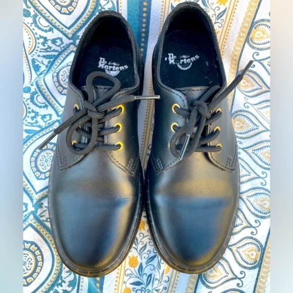 EUC | Dr Martens | Zavala Lo Leather Shoes | W7, M6, UK5 - Picture 6 of 6